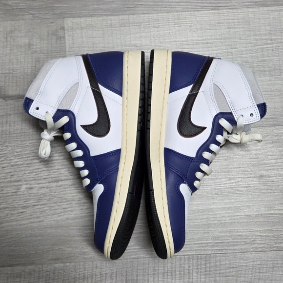 Jordan 1 Rare Air - Picture 2 of 5